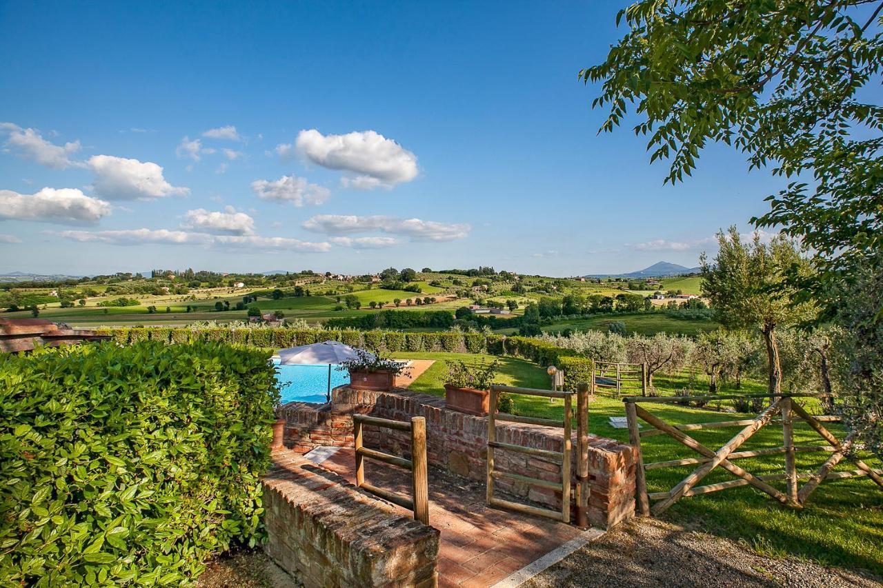 Agriturismo Sanguineto Acquaviva  Exterior foto